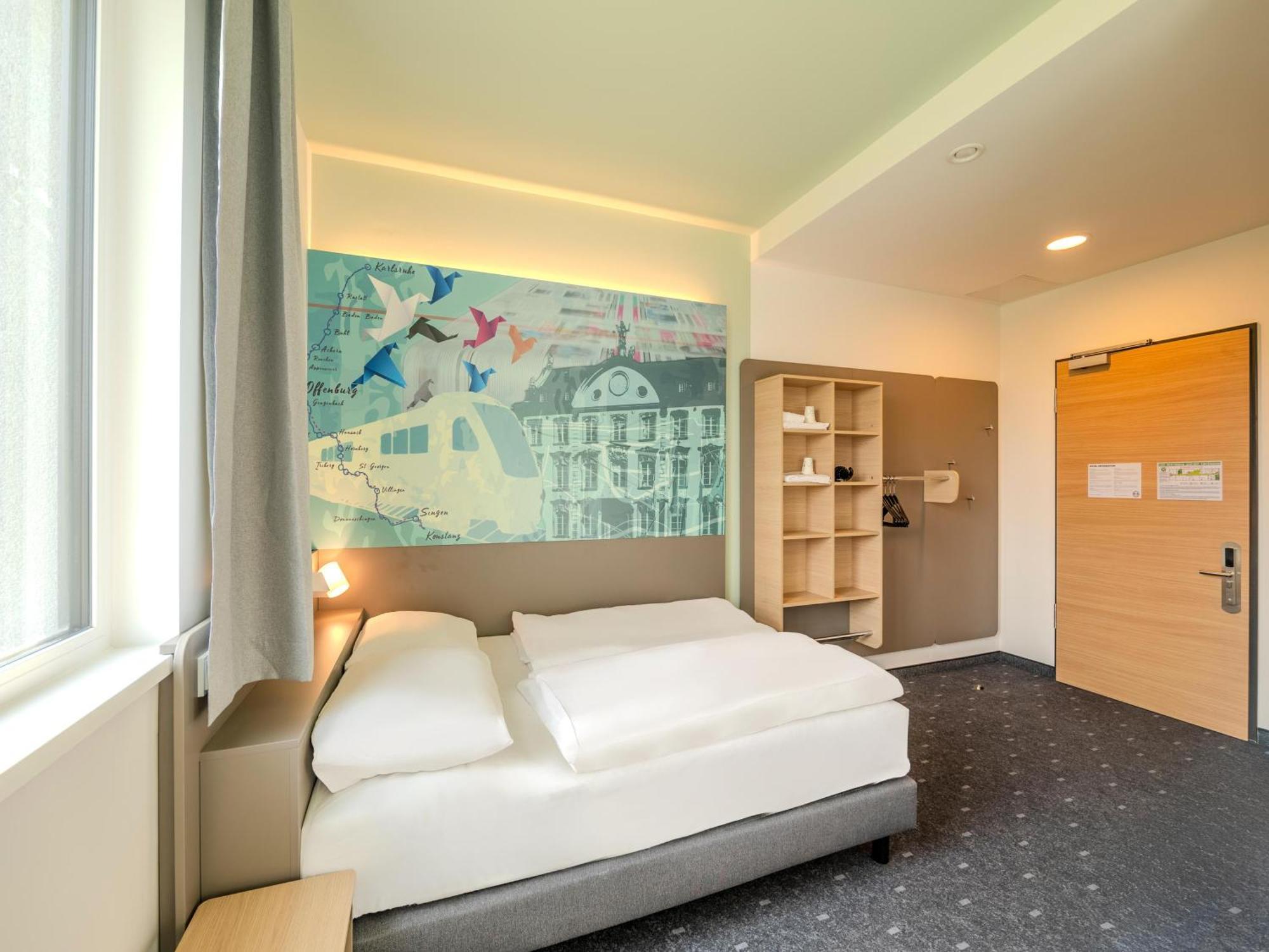 B&B Hotel Offenburg-Hbf エクステリア 写真