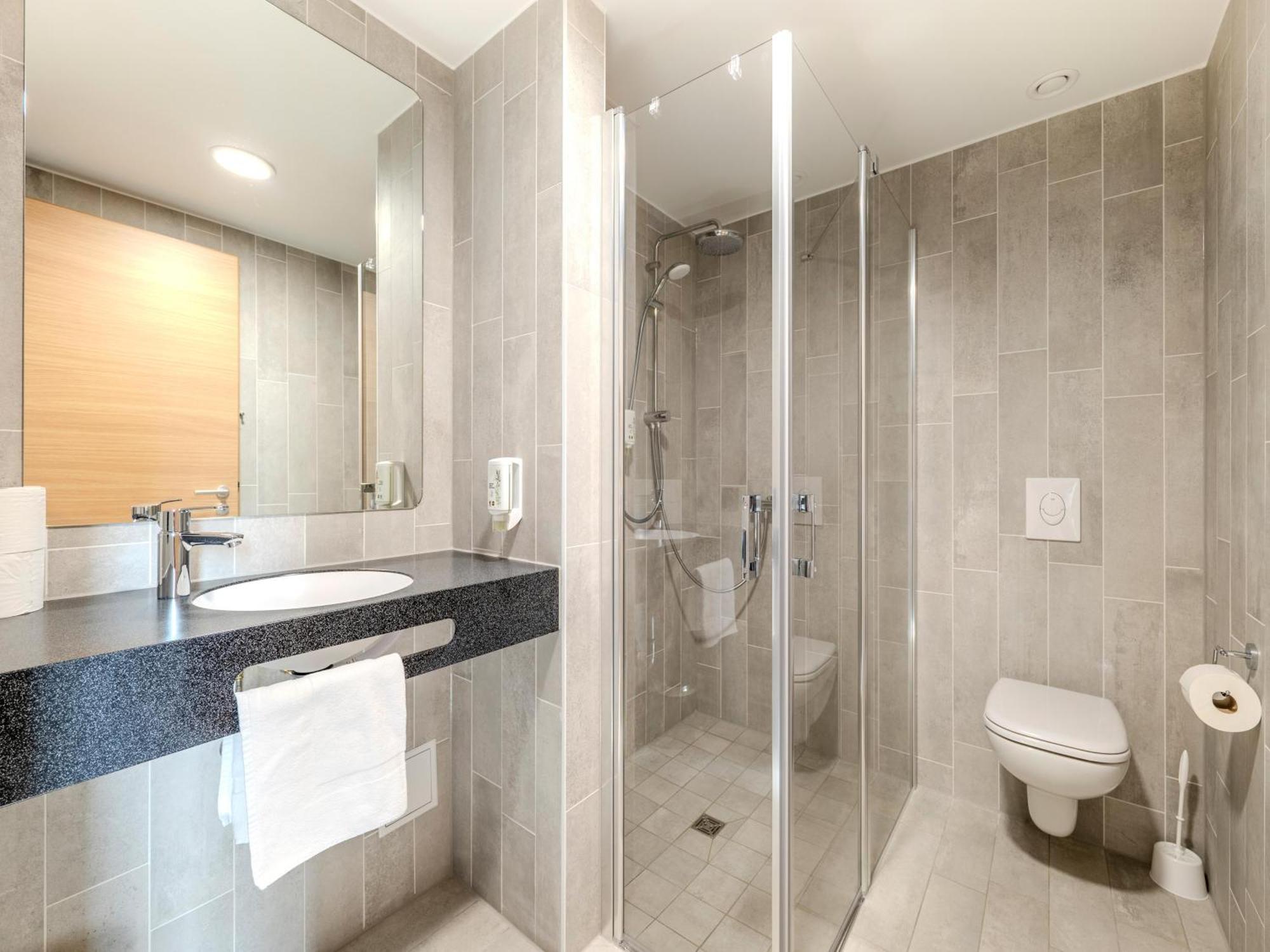 B&B Hotel Offenburg-Hbf エクステリア 写真